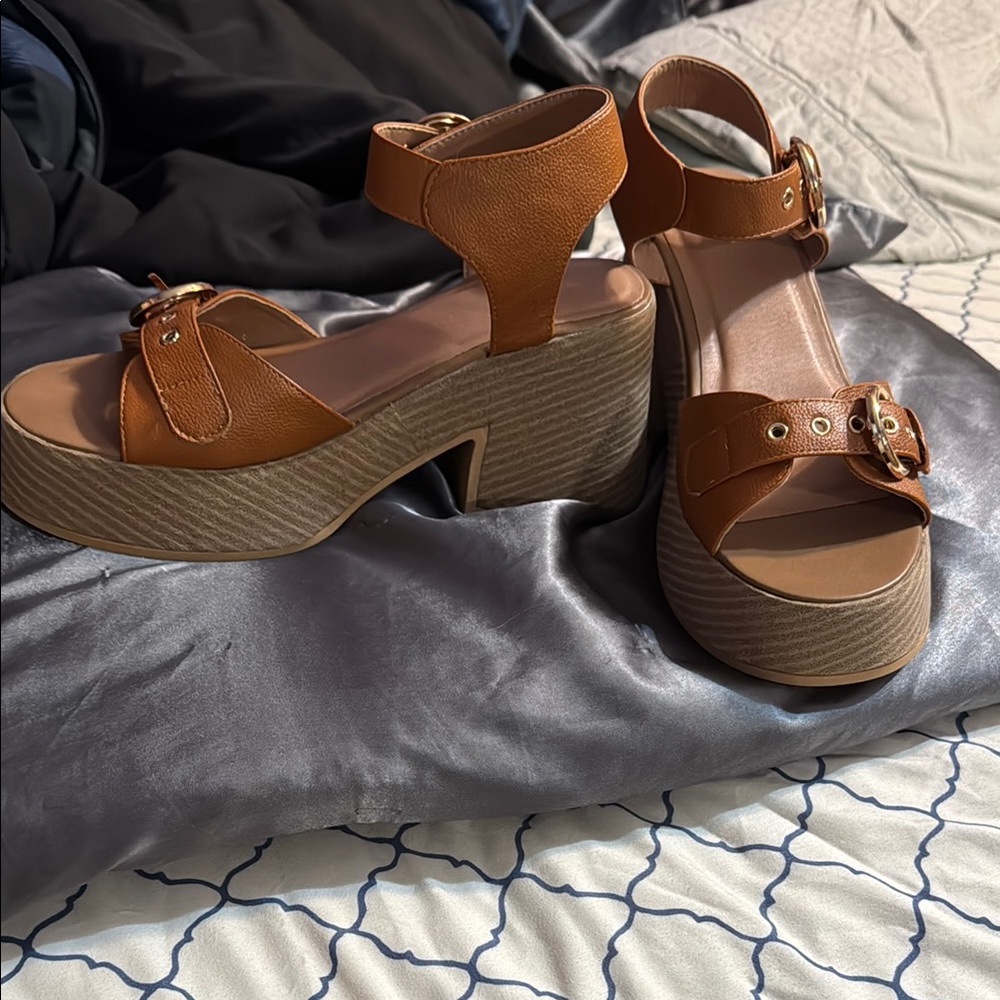 PrettyLittleThing Brown Platform Sandals with Chunky Heel